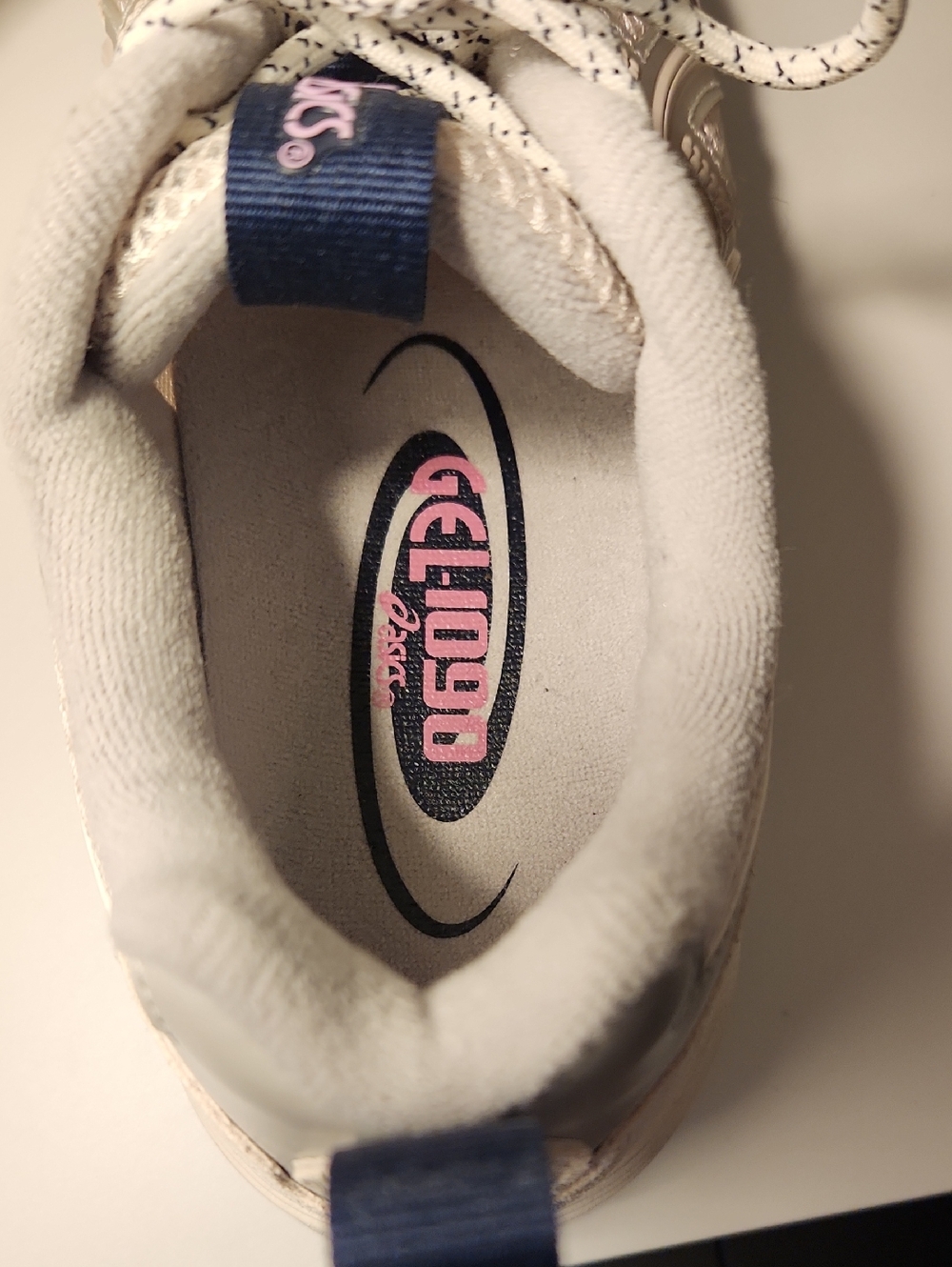 ASICS Cream Mesh Sneakers with Navy Tongue and Pink Accents 1090v2 Size 6.5M - Picture 7 of 11
